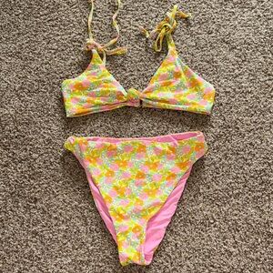 Dippin' Daisy's Floral Bikini!